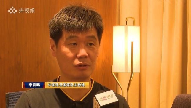 《武器》首曝预告 灭霸为找孩子发难朱莉娅·加纳 2025-04-30 由《野蛮人》导演扎克·克雷格自编自导的恐怖片《武器》（Weapons）首曝正式预告，影片由乔什·布洛林、朱莉娅·加纳、琼·黛安·拉斐尔、阿尔登·埃伦瑞奇、本尼迪克特·王等主演。